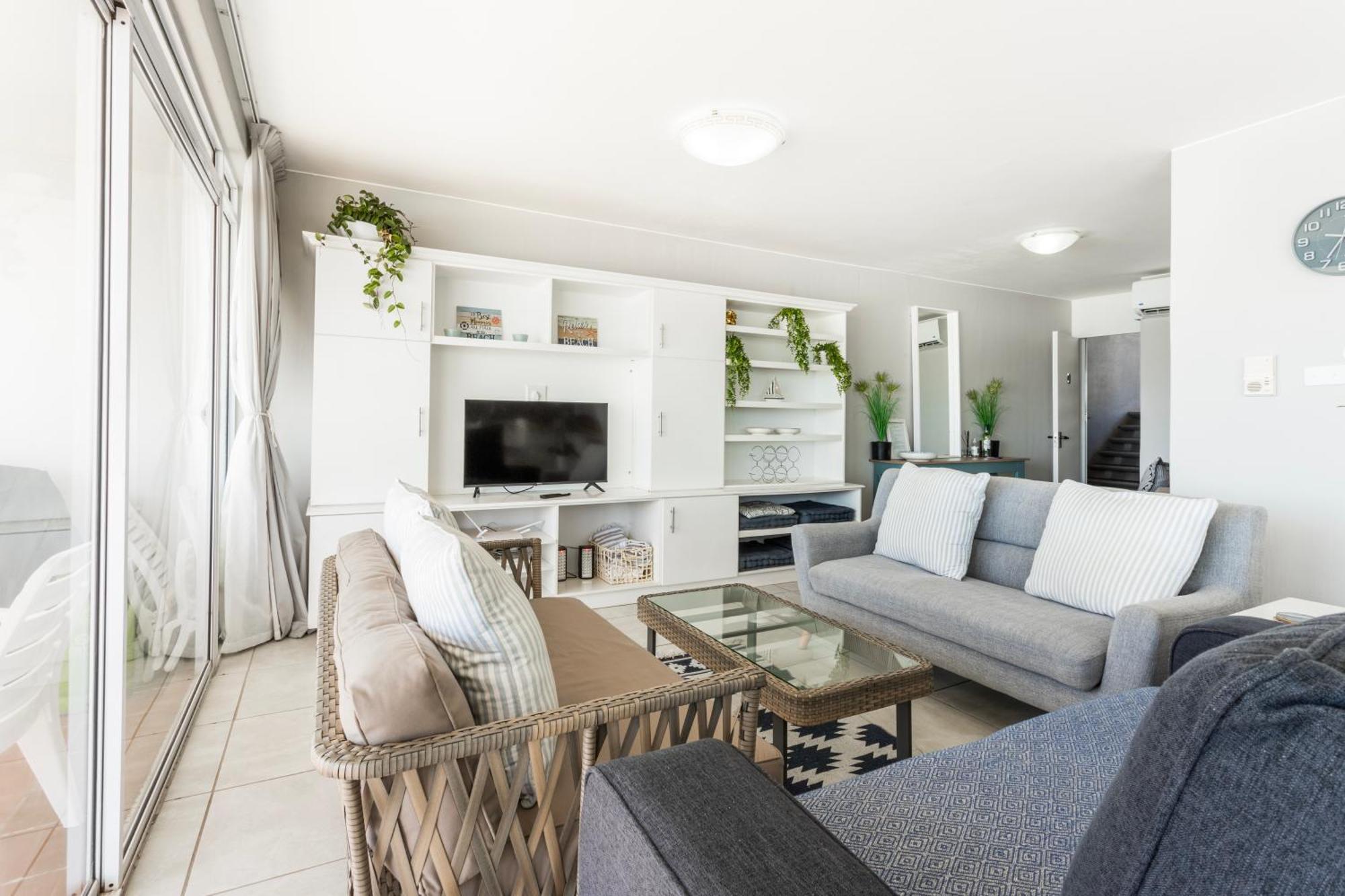 Ocean Pearl At Chakas Cove - Beachfront Apartment Балито Екстериор снимка